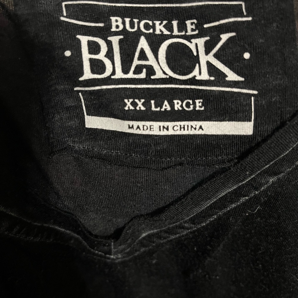 Black buckle tee